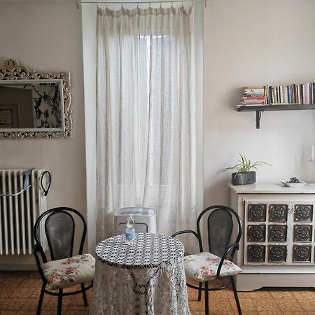 B&B Lamagia Di Corte Moronati シルミオーネ エクステリア 写真