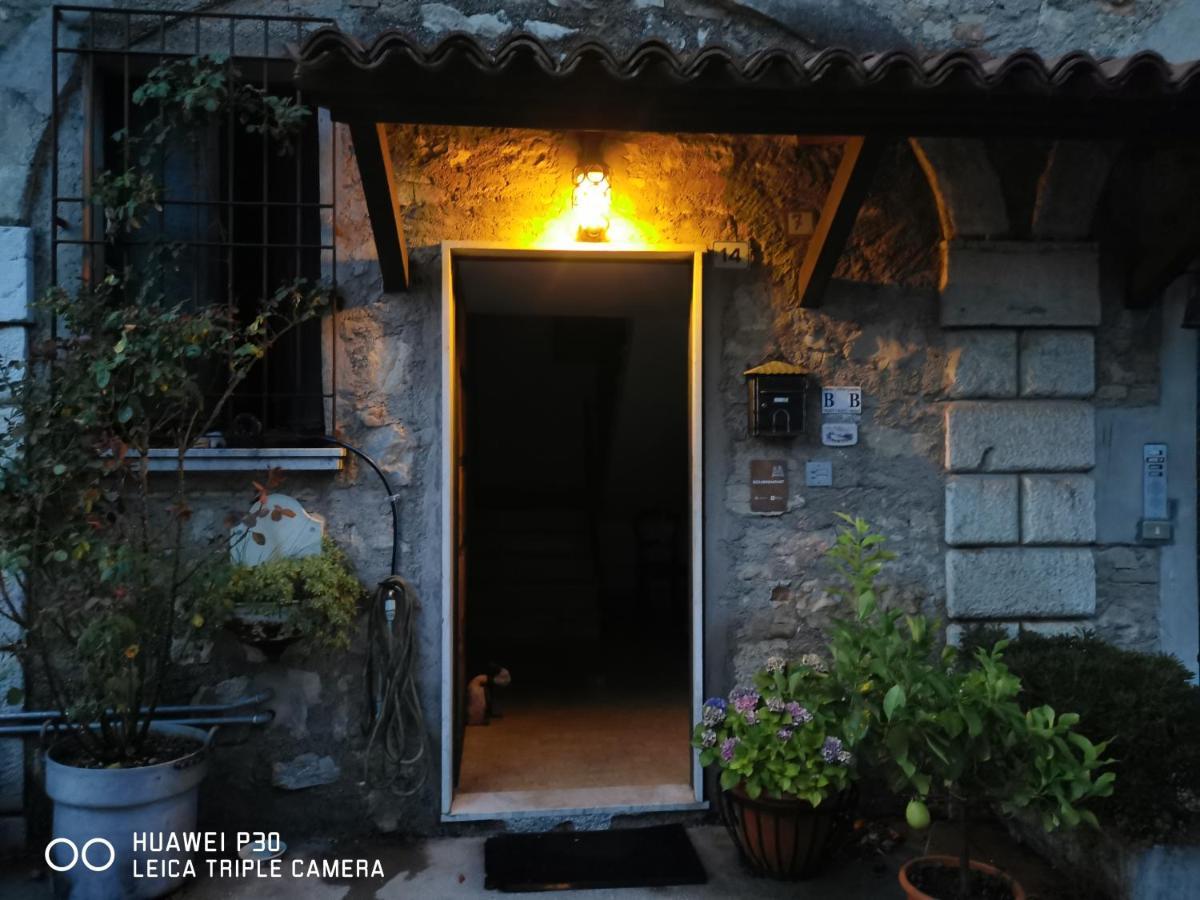 B&B Lamagia Di Corte Moronati シルミオーネ エクステリア 写真