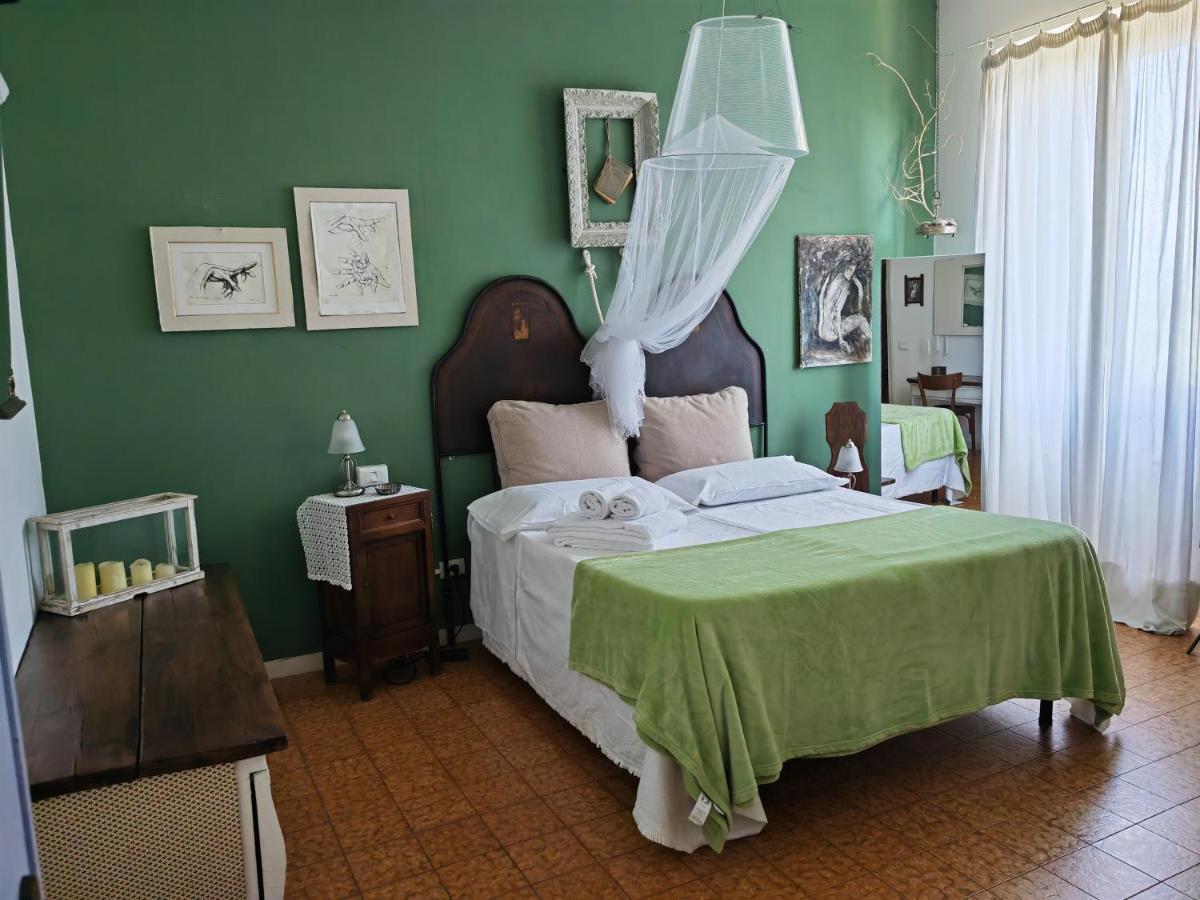 B&B Lamagia Di Corte Moronati シルミオーネ エクステリア 写真