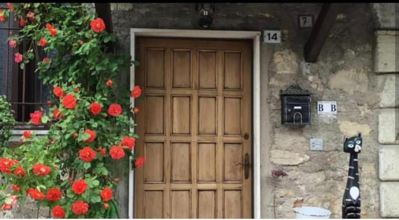 B&B Lamagia Di Corte Moronati シルミオーネ エクステリア 写真