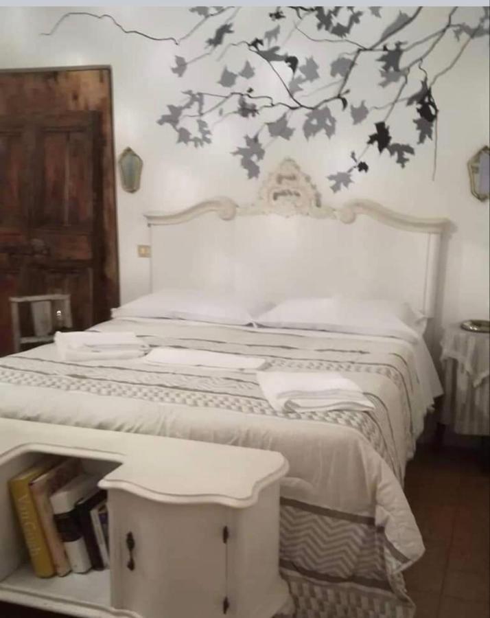 B&B Lamagia Di Corte Moronati シルミオーネ エクステリア 写真