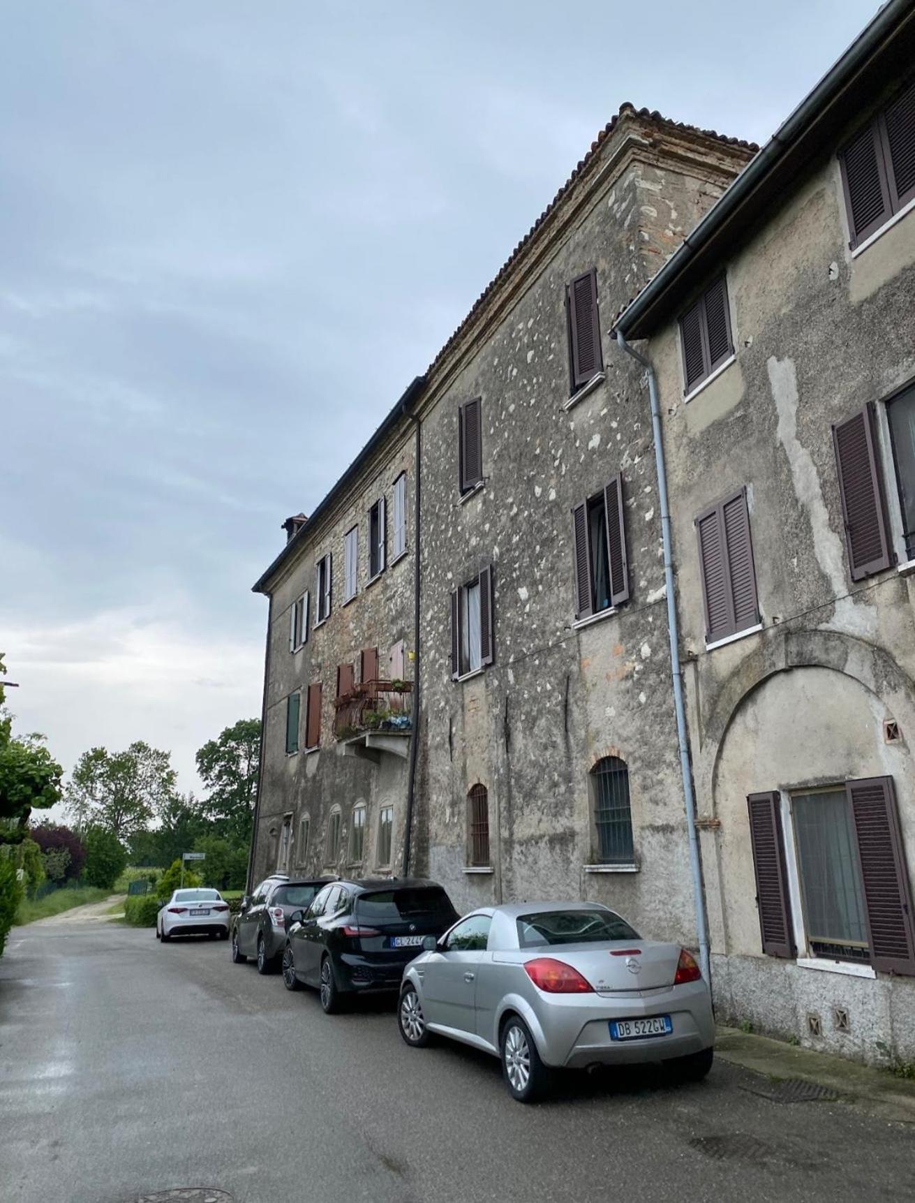 B&B Lamagia Di Corte Moronati シルミオーネ エクステリア 写真